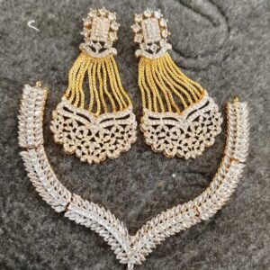 Sone Golden Earrings